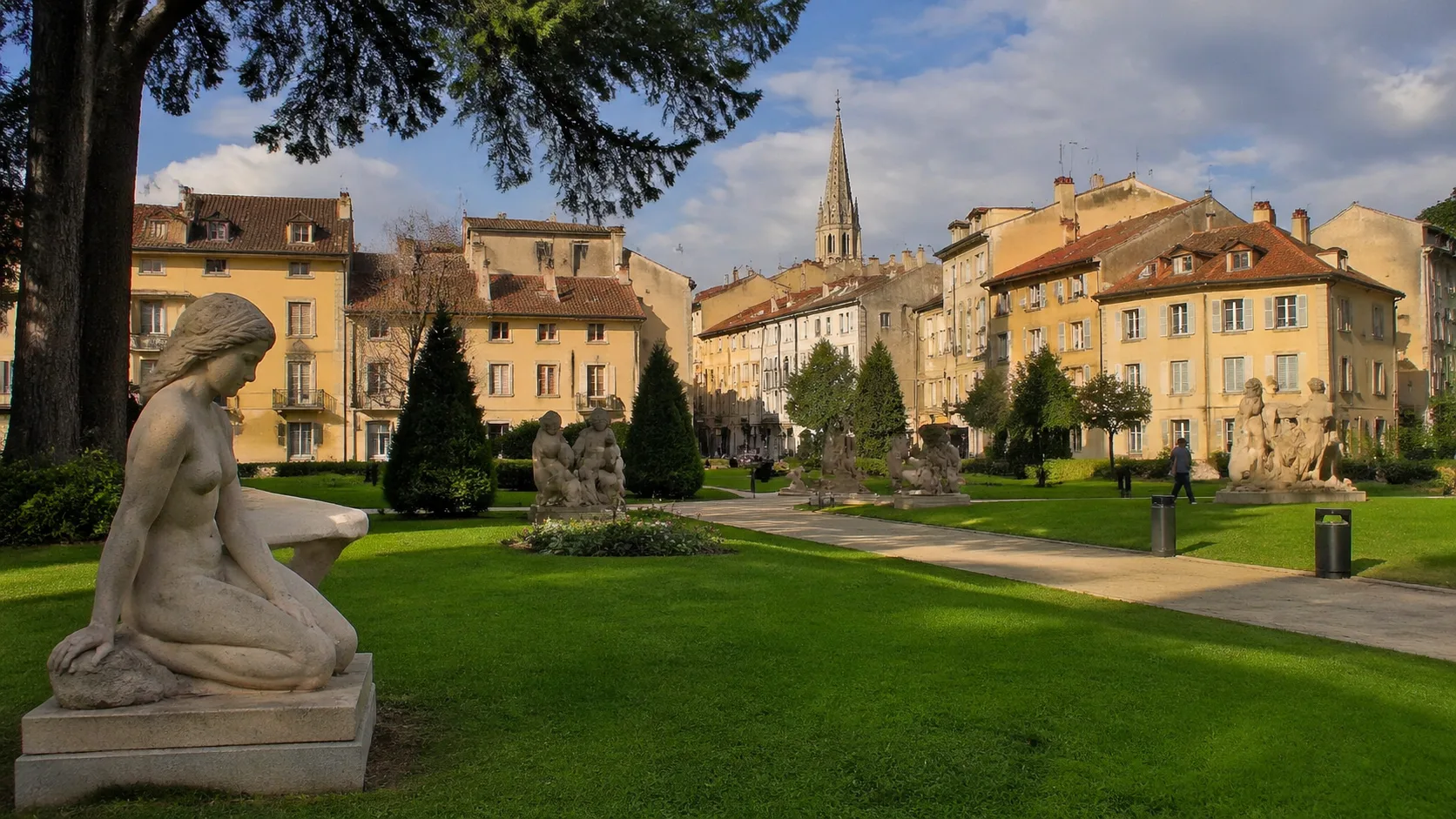 Centre historique de Mont-de-Marsan et son patrimoine sculpté